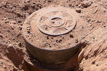 Una mina de tierra que se ha encontrado en Irak.